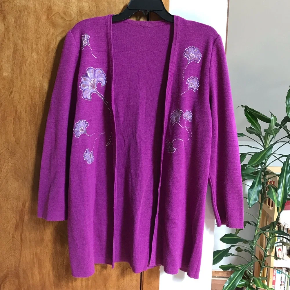 Vintage Hand Painted Pink Knit Sweater Cardigan Long Sleeve Ginkgo Leaves Unique - Picture 1 of 4